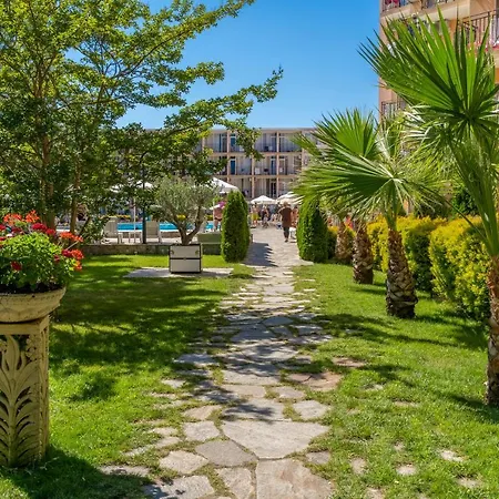 Riva Hotel