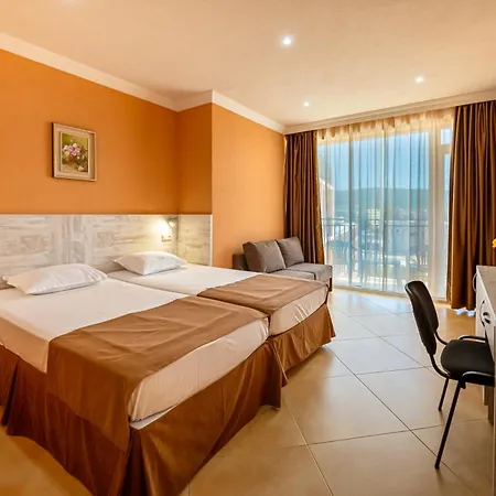 Hotel Riva 3*